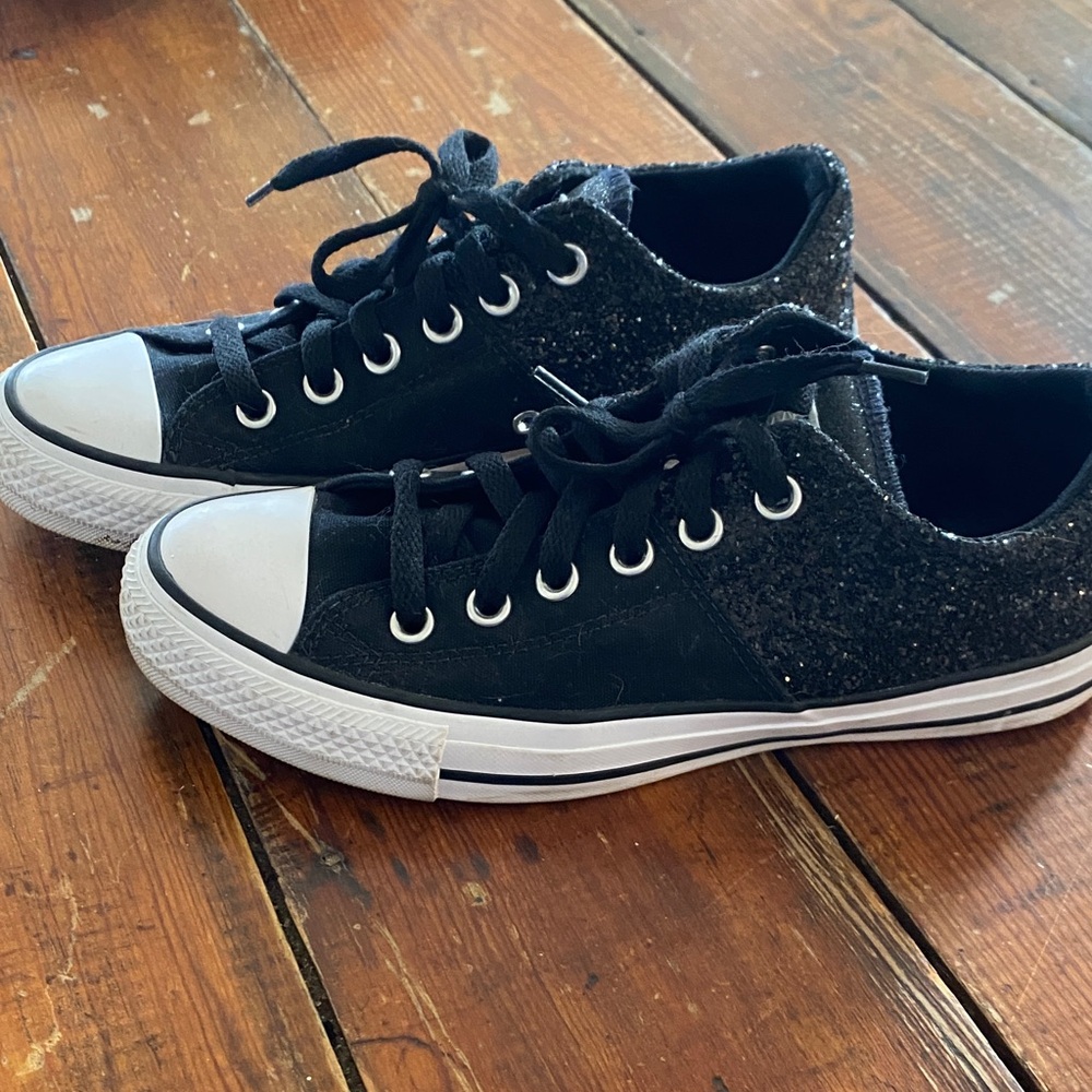 Converse Women’s Black Sparkle Sneakers
